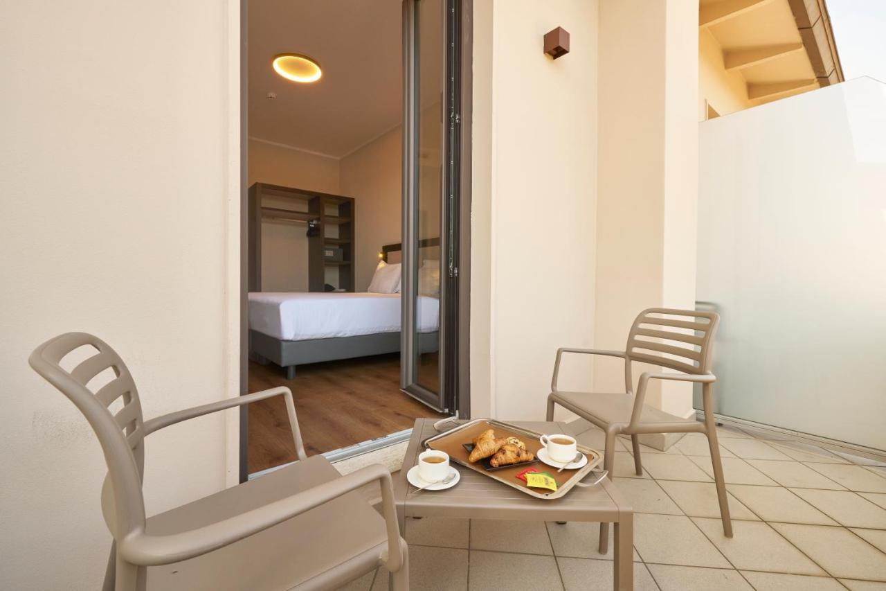 Hotel Leonardo Da Vinci Флоренция Екстериор снимка