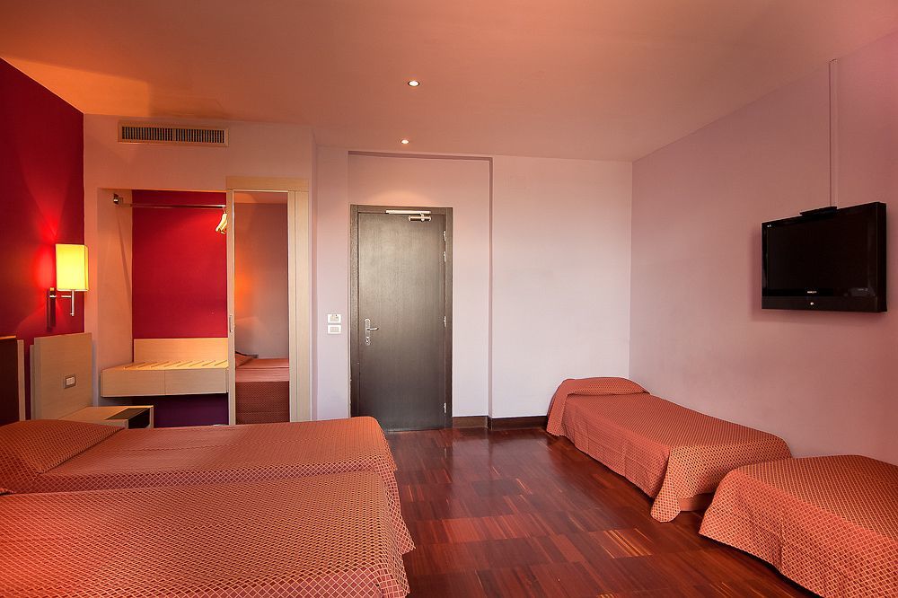 Hotel Leonardo Da Vinci Флоренция Екстериор снимка